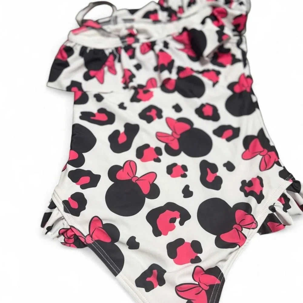 Pat pat girls Disney swimsuit